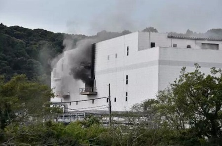 有源晶振市場現(xiàn)有的穩(wěn)定被AKM工廠持續(xù)91小時(shí)的大火摧毀